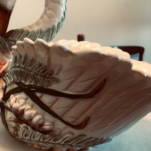 Vintage Fitz & Flyod Swan Ceramic Potpourri/ Cancel holder